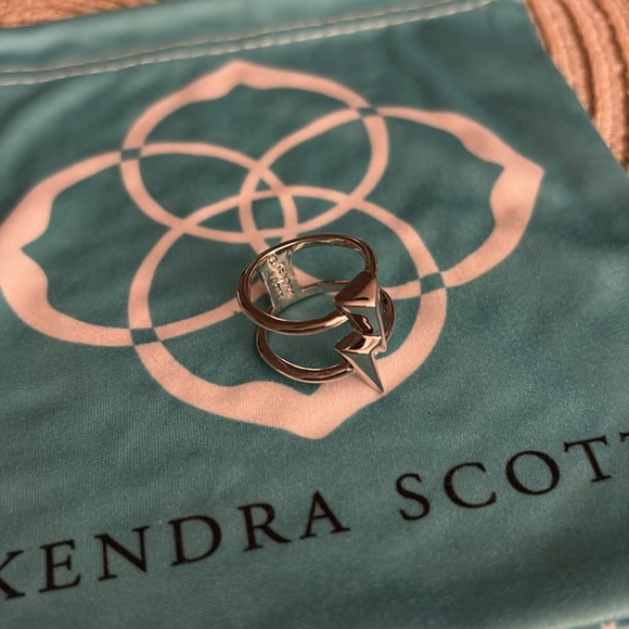KENDRA SCOTT BOLT DOUBLE BAND RING - SILVER Sz: 7 - Picture 8 of 10